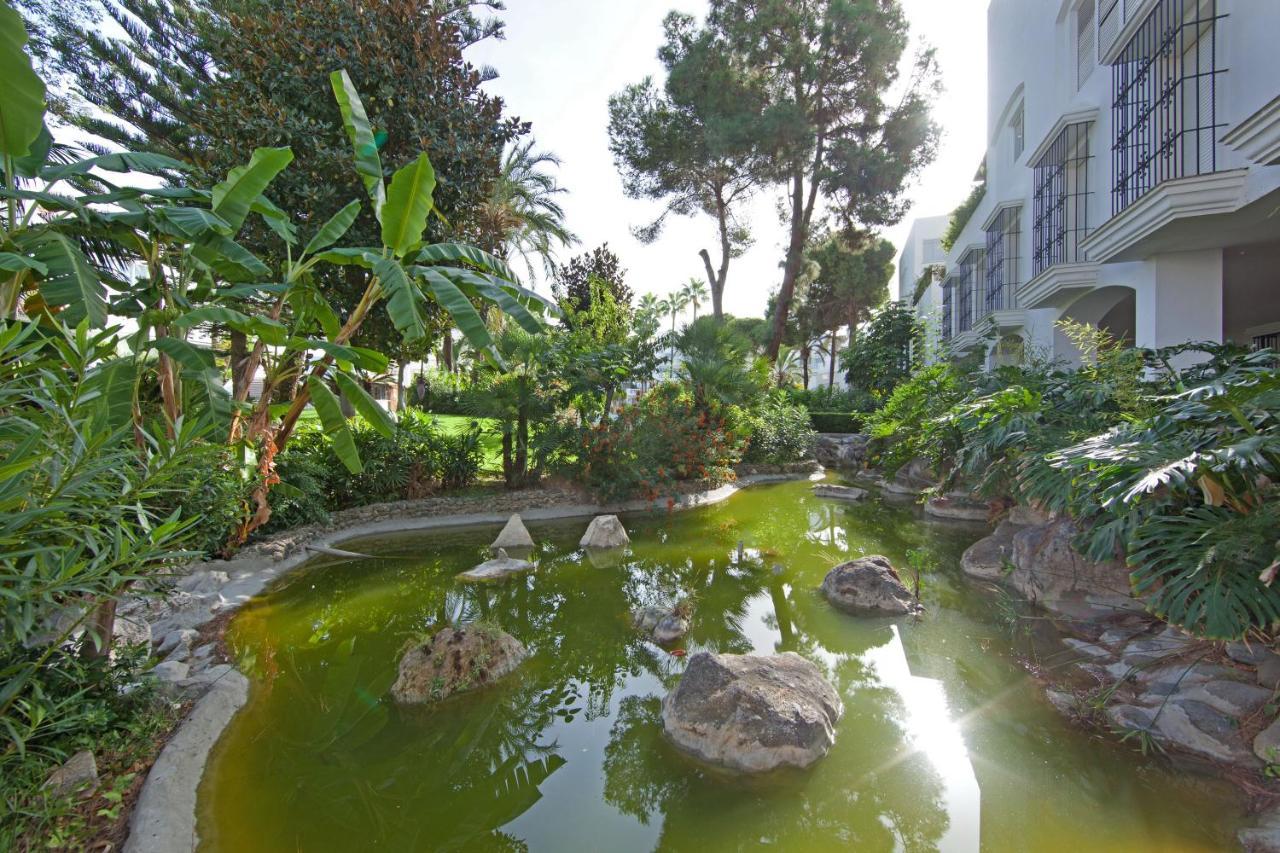 White Pearl Beach Elviria Marbella Dış mekan fotoğraf