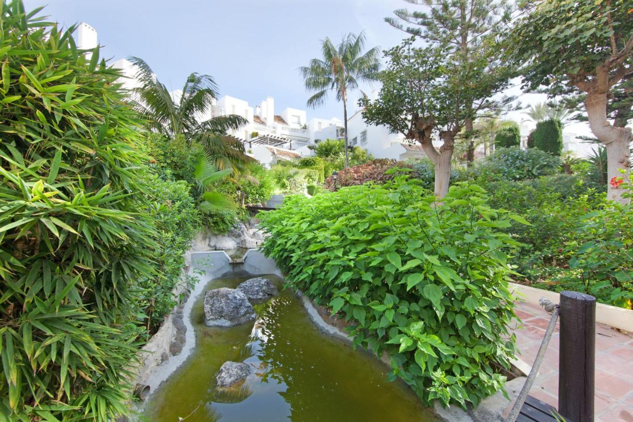 White Pearl Beach Elviria Marbella Dış mekan fotoğraf